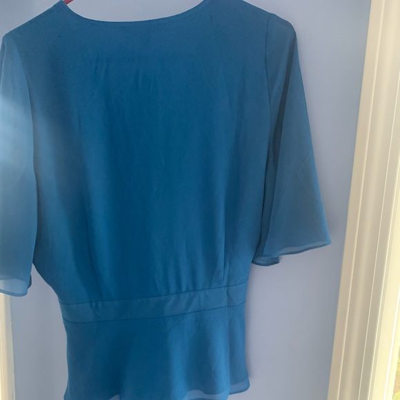 Large Banana Republic wrap blouse - Picture 3 of 11